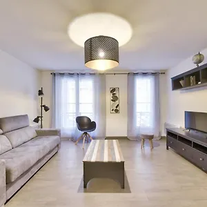 Apartment Modern 2 Bedroom Flat 3min From The Vieux Port, Marseille